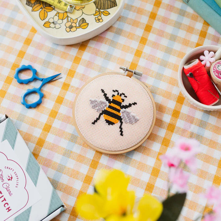 Bumble Bee Cross Stitch Kit