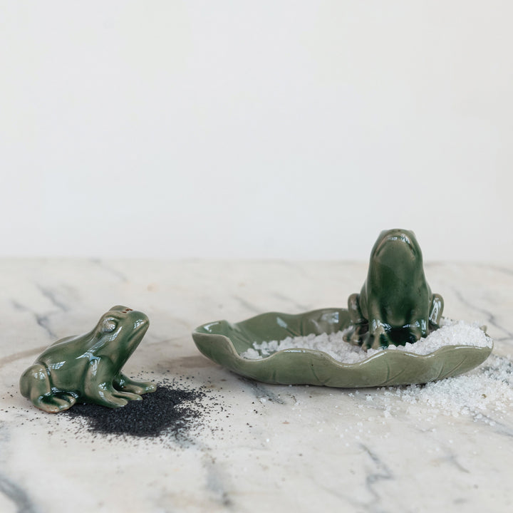 Frog Salt and Pepper Shakers